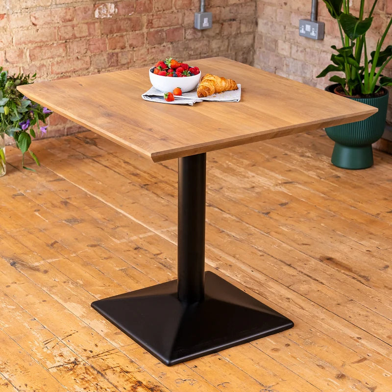 Czarna żeliwna podstawa bistro PREMIUM – do blatu 800 × 800 mm